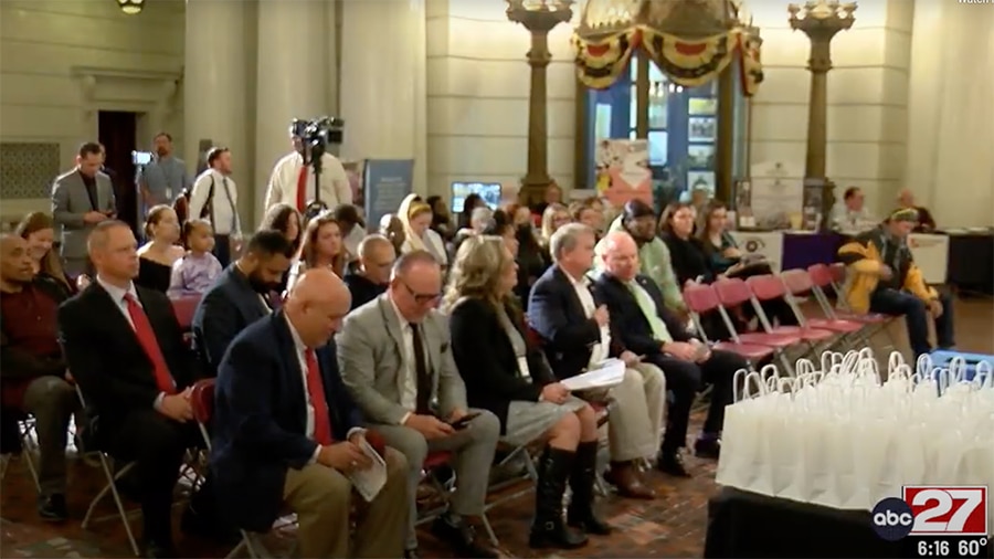 Dauphin County Reentry Program Hosts Graduation at State Capitol